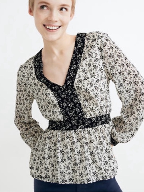 Madewell Tops - Madewell HAF62 Floral Peplum Blouse in White & Black Size XS